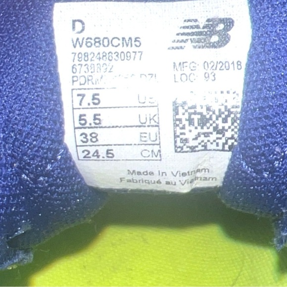 New Balance Women's W680V3 Running Shoe | Color: Yellow/Pink/Blue 🩷👟💛👟💙 - Picture 10 of 12